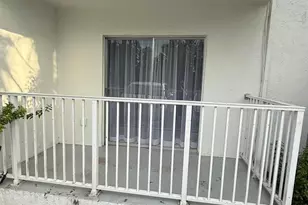 16465 NE 22nd Ave, North Miami Beach, FL 33160 - Photo 27