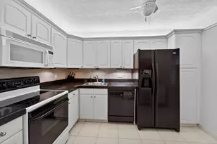 575 Oaks Ln, Pompano Beach, FL 33069 - Photo 27