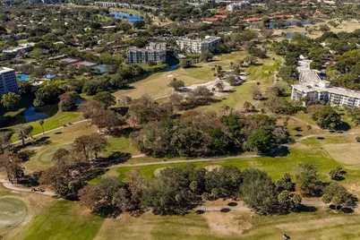 575 Oaks Lane #1002, Pompano Beach, FL 33069 - Photo 45