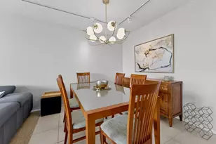 575 Oaks Ln, Pompano Beach, FL 33069 - Photo 11
