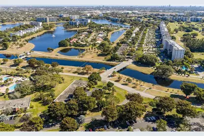 575 Oaks Lane #1002, Pompano Beach, FL 33069 - Photo 43