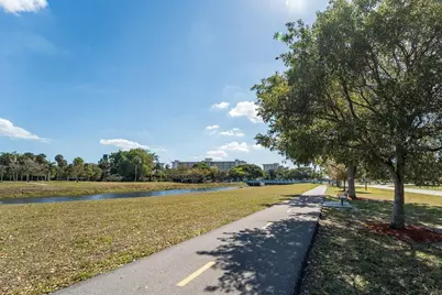 575 Oaks Lane #1002, Pompano Beach, FL 33069 - Photo 43