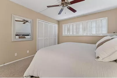 575 Oaks Lane #1002, Pompano Beach, FL 33069 - Photo 15