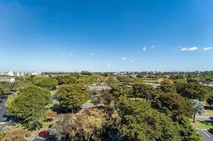 575 Oaks Ln, Pompano Beach, FL 33069 - Photo 35