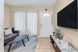 2700 NE 135th St, Miami, FL 33181 - Photo 7