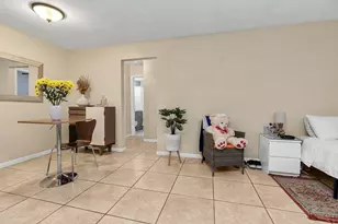 2700 NE 135th St, Miami, FL 33181 - Photo 9