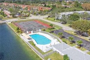 8305 NW 61st St, Tamarac, FL 33321 - Photo 19