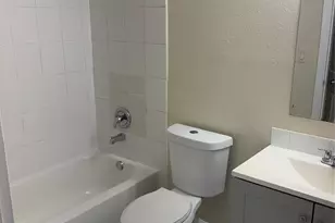 1153 Lake Victoria Dr, West Palm Beach, FL 33411 - Photo 9