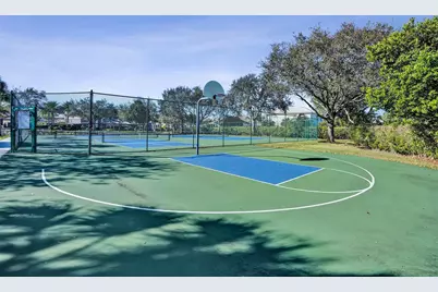 16287 Mariposa Circle, Pembroke Pines, FL 33331 - Photo 15