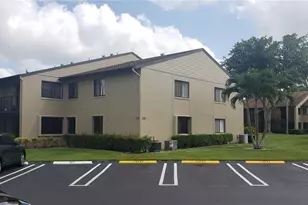 527 Shady Pine Way, Greenacres, FL 33415 - Photo 3