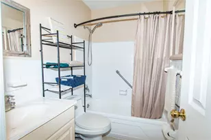 1920 NE 51st Ct, Fort Lauderdale, FL 33308 - Photo 15