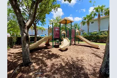 115 Gramercy Square Drive, Delray Beach, FL 33484 - Photo 31