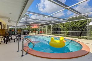 1017 NE 4th St, Hallandale Beach, FL 33009 - Photo 31