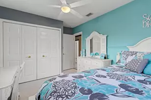 1017 NE 4th St, Hallandale Beach, FL 33009 - Photo 43