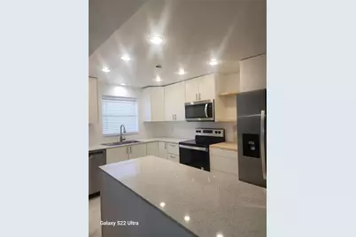 700 SE 6th Avenue #111, Deerfield Beach, FL 33441 - Photo 5