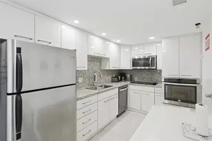 3901 S Ocean Dr, Hollywood, FL 33019 - Photo 19