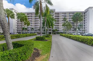 3200 N Palm Aire Dr, Pompano Beach, FL 33069 - Photo 1