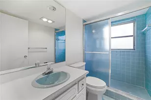 3200 N Palm Aire Dr, Pompano Beach, FL 33069 - Photo 17