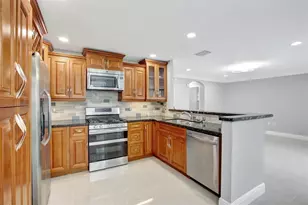 2355 NW 138th Dr, Sunrise, FL 33323 - Photo 7