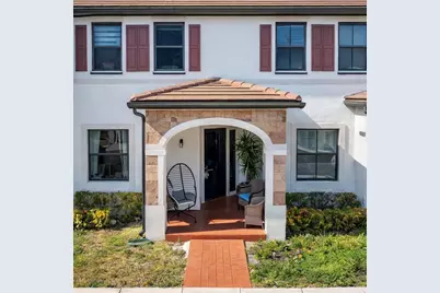 11392 W 34th Way, Hialeah, FL 33018 - Photo 1