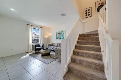 11392 W 34th Way, Hialeah, FL 33018 - Photo 13