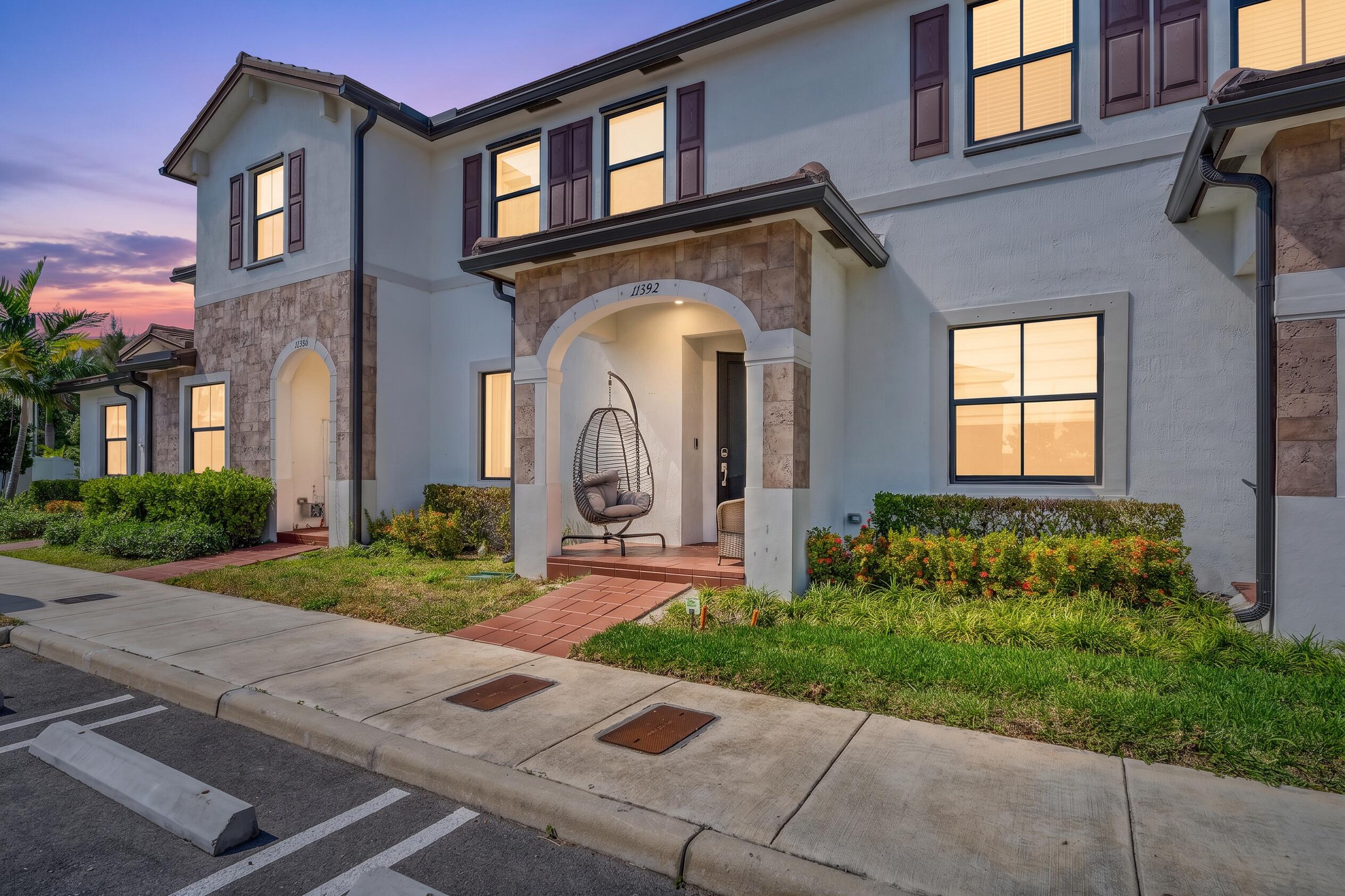 11392 W 34th Wy. - 11392 W 34th Wy., Hialeah, FL 33018 Luxury Property | Jose Angel Pina