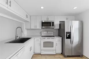 2748 NW 104th Ave, Sunrise, FL 33322 - Photo 1