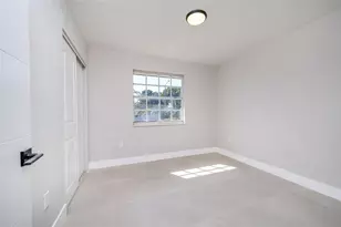 1161 NW 105th Terrace, Miami, FL 33150 - Photo 15