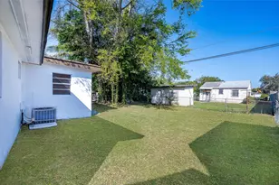 1161 NW 105th Terrace, Miami, FL 33150 - Photo 23