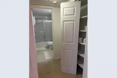 [Address not provided], Lauderdale Lakes, FL 33319 - Photo 11