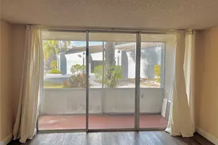 8351 Sands Point Blvd, Tamarac, FL 33321 - Photo 7