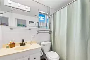 1751 NE 64th St, Fort Lauderdale, FL 33334 - Photo 19