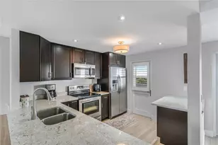 2200 NE 33rd Ave, Fort Lauderdale, FL 33305 - Photo 5