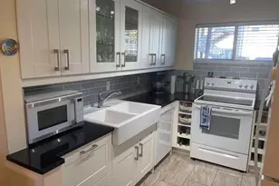 2566 S Garden Dr, Lake Worth, FL 33461 - Photo 1