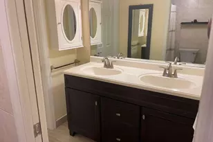 2566 S Garden Dr, Lake Worth, FL 33461 - Photo 9