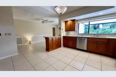 8712 SW 52nd Street, Cooper City, FL 33328 - Photo 7