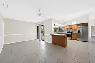 8712 SW 52nd St, Cooper City, FL 33328 - Photo 9