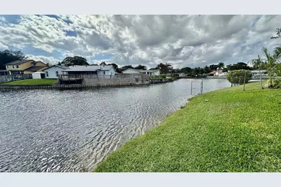 8712 SW 52nd Street, Cooper City, FL 33328 - Photo 31