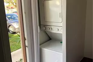 21 SW 109th Ave, Miami, FL 33174 - Photo 9