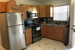 21 SW 109th Ave, Miami, FL 33174 - Photo 3