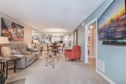 700 S Hollybrook Drive #304, Pembroke Pines, FL 33025 - Photo 3