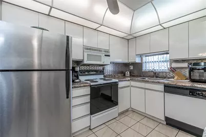 700 S Hollybrook Drive #304, Pembroke Pines, FL 33025 - Photo 15