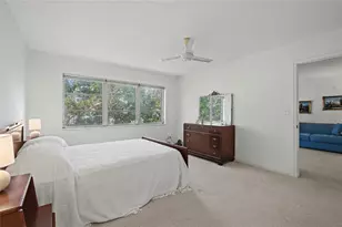 8970 S Hollybrook Blvd, Pembroke Pines, FL 33025 - Photo 5