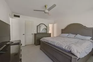 8970 S Hollybrook Blvd, Pembroke Pines, FL 33025 - Photo 17