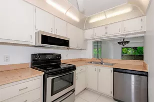 6075 N Sabal Palm Blvd, Tamarac, FL 33319 - Photo 5