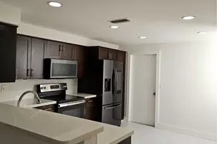 912 Sevilla Cir, Weston, FL 33326 - Photo 13