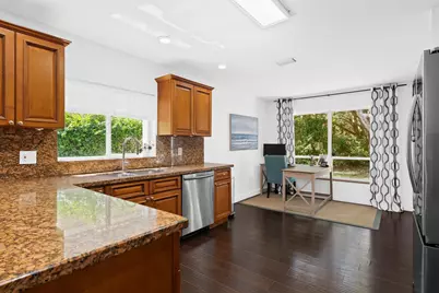 1021 NW 108th Avenue, Plantation, FL 33322 - Photo 7