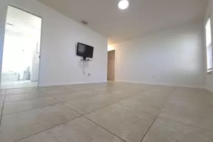 4525 NW Glazbrook St, Port Saint Lucie, FL 34983 - Photo 13