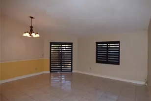 11248 SW 11th St, Hollywood, FL 33025 - Photo 9