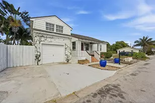 702 N 11th Ave, Lake Worth Beach, FL 33460 - Photo 3